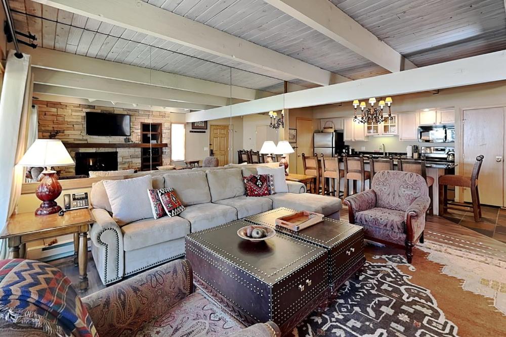 Deluxe Apartment interior